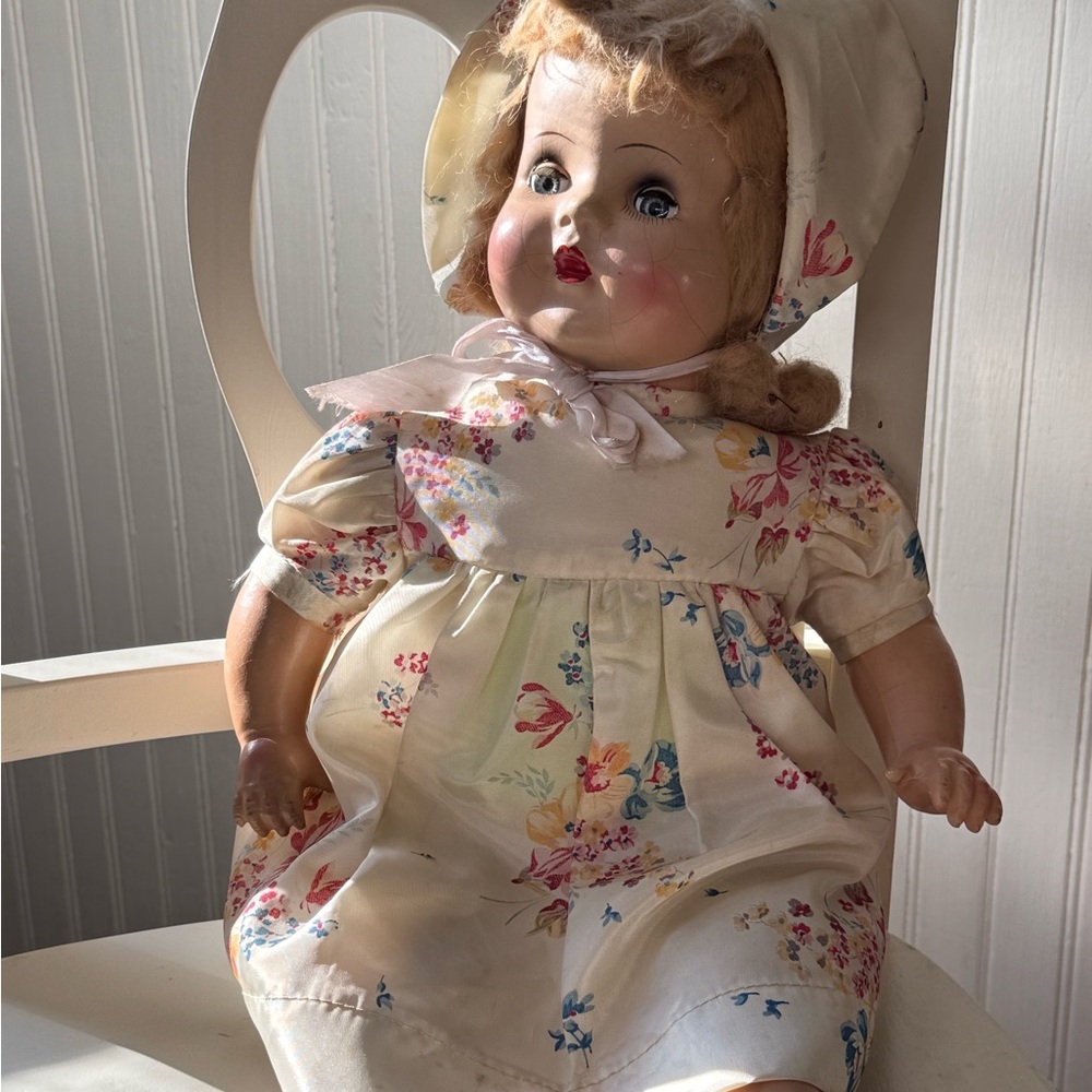 Vintage composition 1930’s mama doll original clothes shoes sleeper eyes lovely
